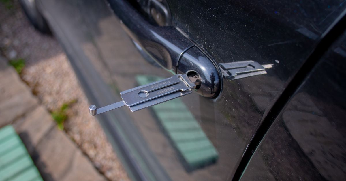 High-Security Car Keys: OEM and Aftermarket Options Compared — Poughkeepsie Locksmith
